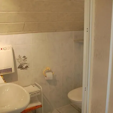 Gaestehaus Sylvie Bed & Breakfast Wévercé