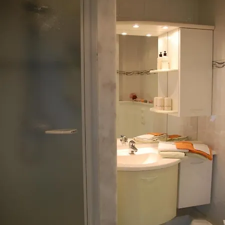 Bed & Breakfast Gaestehaus Sylvie Wévercé